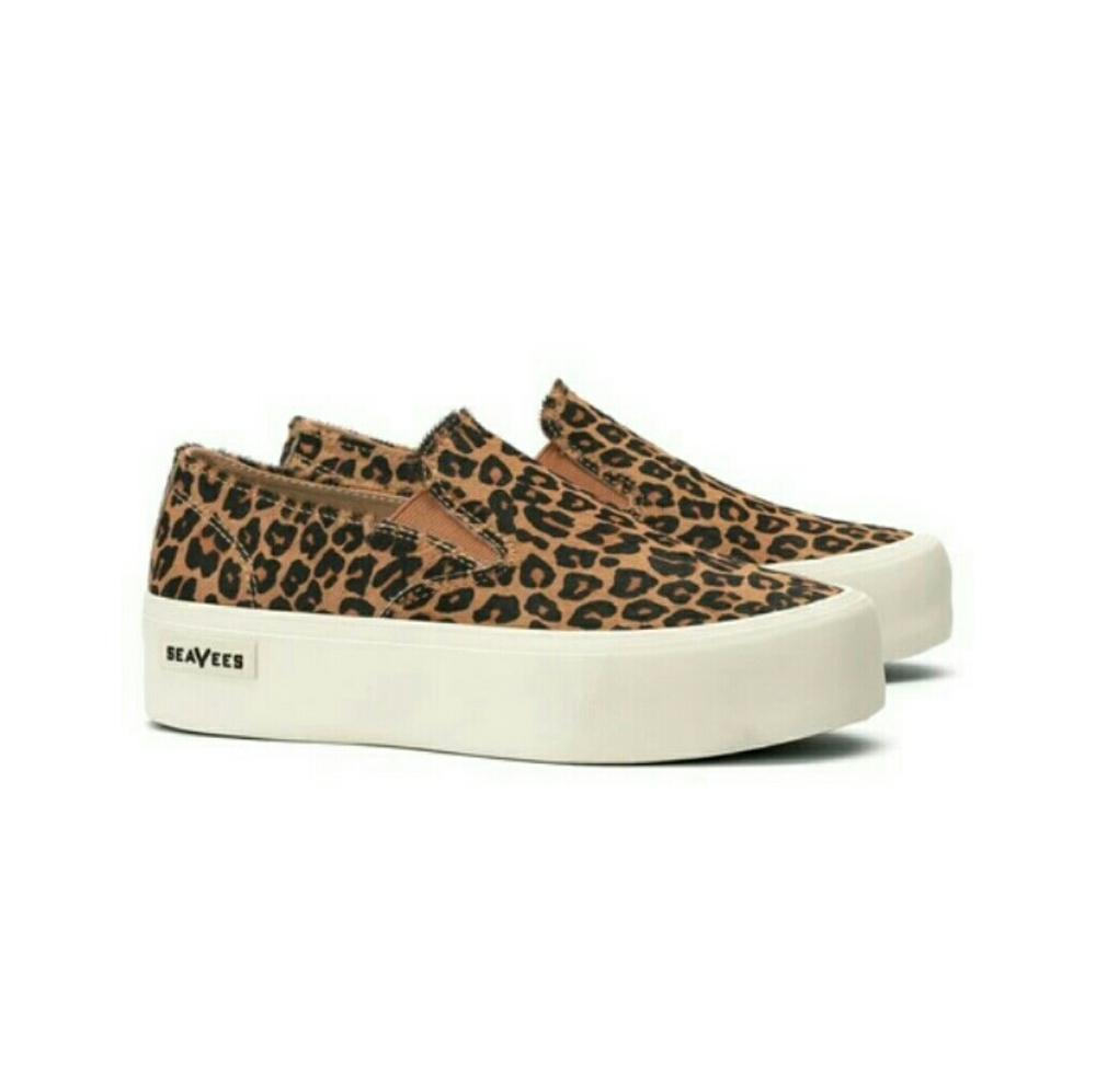 Women's platform slip on sneaker